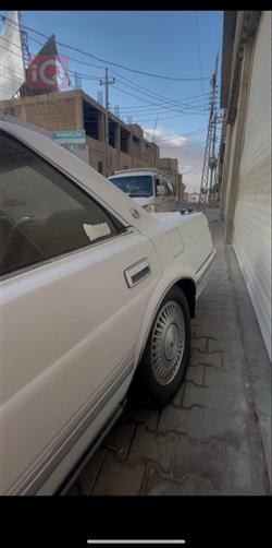 تۆیۆتا کراون